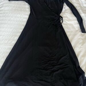 Old Navy Black Long Sleeve Wrap Dress - Women